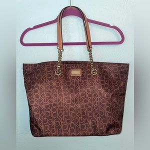 Calvin Klein Shoulder Bag